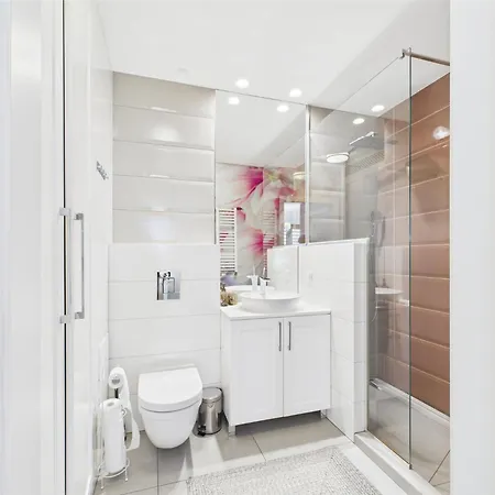 Appartement Apartamentysnu, Sloneczny Glam Z Parkingiem, Centrum Radom
