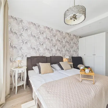 Apartamentysnu, Sloneczny Glam Z Parkingiem, Centrum 라돔