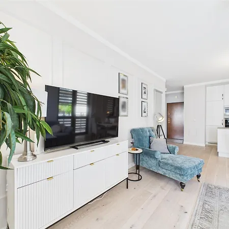 Appartement Apartamentysnu, Sloneczny Glam Z Parkingiem, Centrum