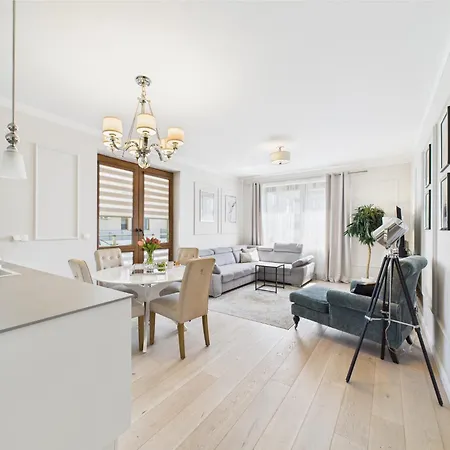 Apartamentysnu, Sloneczny Glam Z Parkingiem, Centrum 아파트